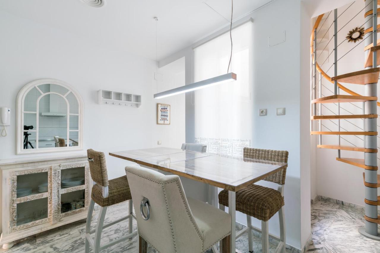 Veoapartment Ciriaco Seville Luaran gambar